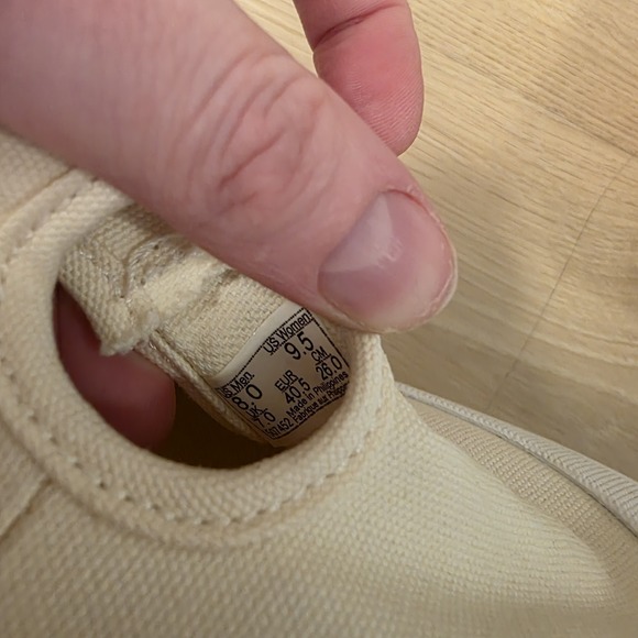 Vans Cream White Canvas Classic Mary Jane T-Strap Style 93 Sneakers Size 9.5 - Picture 9 of 9